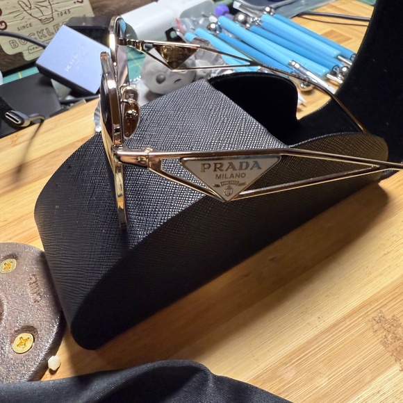 Prada PR57YS - Picture 4 of 4